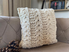 Warm Cream Hand Knit Pillow Cover, Chunky Hand Knit Pillow Cover, Cable Knit Pillow Case, Home Decorative, Knitted Throw Pillow
