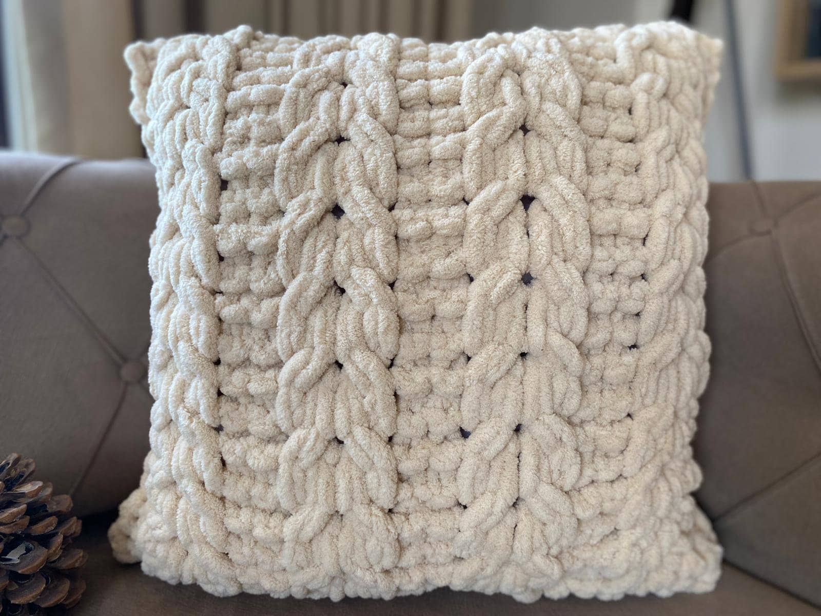 Warm Cream Hand Knit Pillow Cover, Chunky Hand Knit Pillow Cover, Cable Knit Pillow Case, Home Decorative, Knitted Throw Pillow