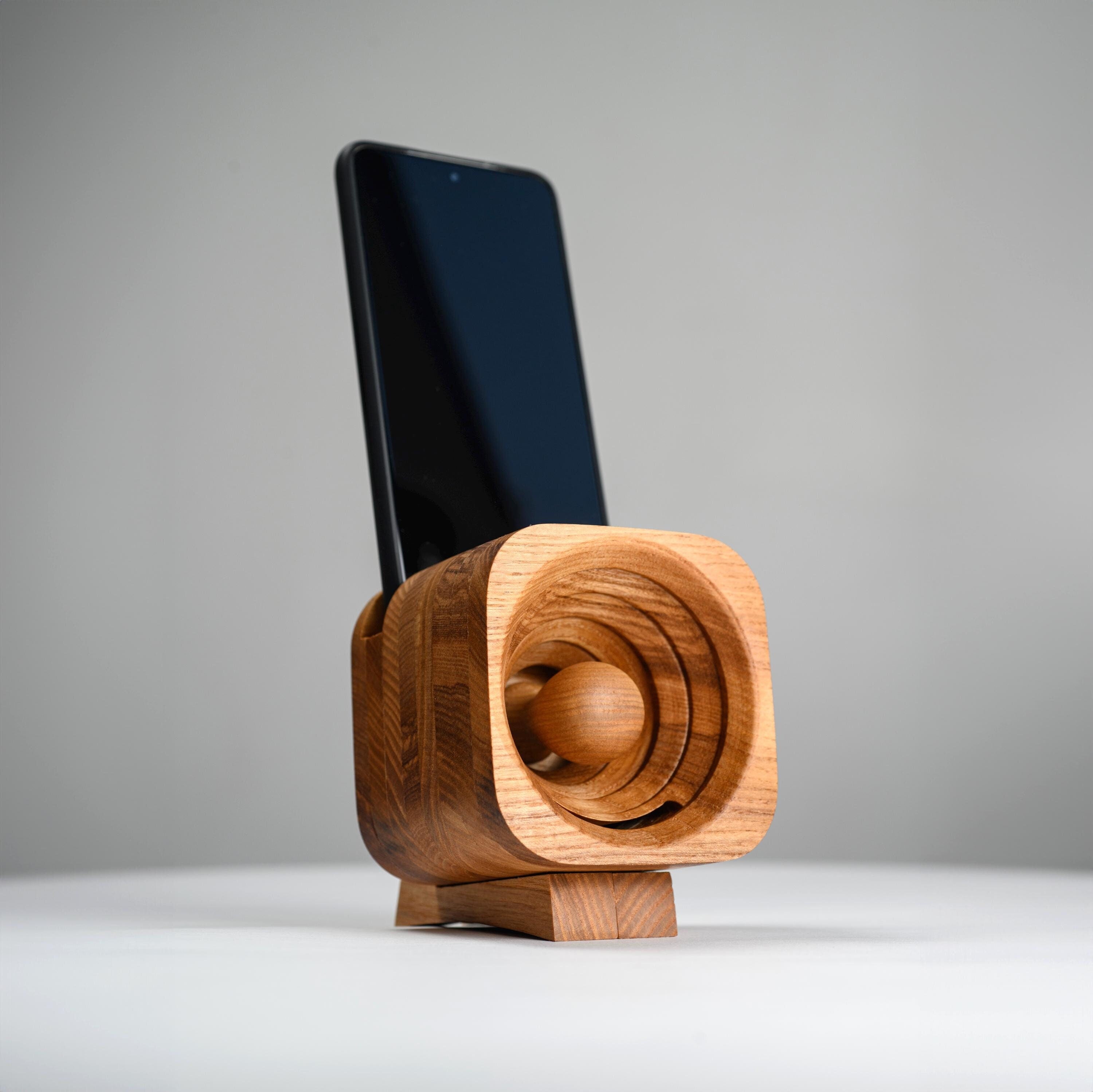 Wooden Phone Speaker Passive Sound Amplifier